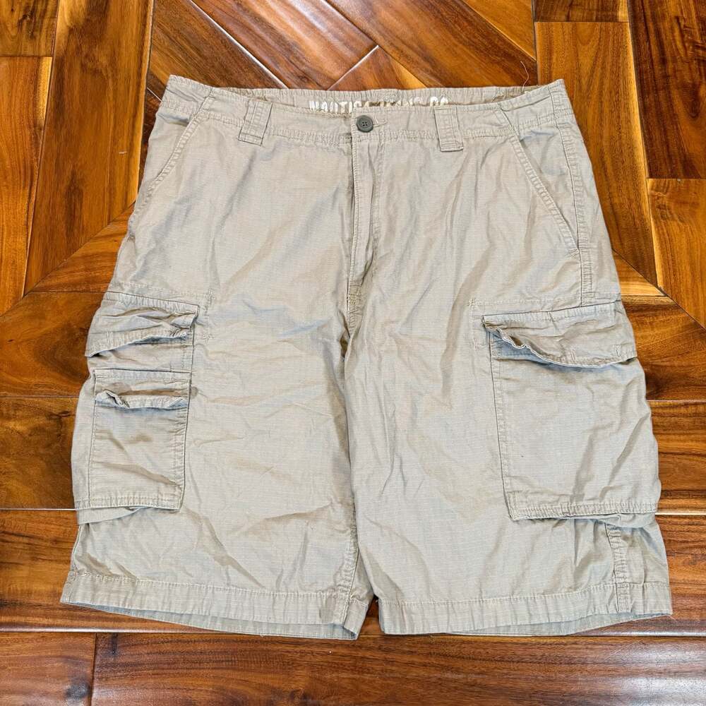 Y2K Nautica Jeans Co. Men's Cream/Tan/Khaki Cargo Shorts 36x10 Outdoors Vintage